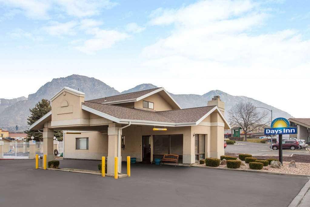 Days Inn By Wyndham Прово Экстерьер фото